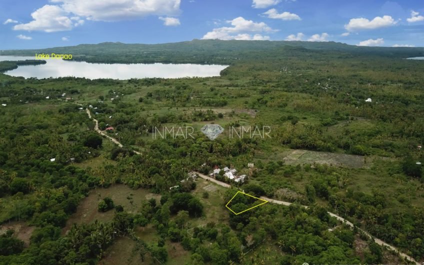 Residential lot for sale along the road