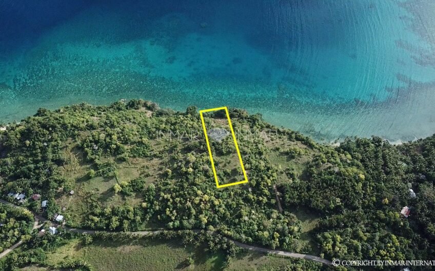 Oceanfront lot for sale along the beach