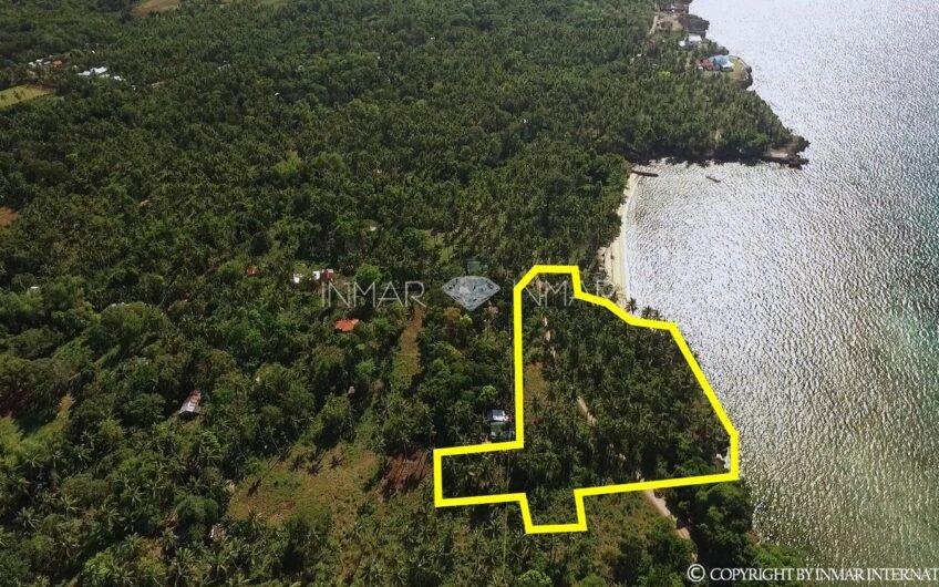 Wide Big Oceanfront Property for Sale