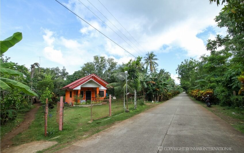 2 Bedroom House Near the Beach