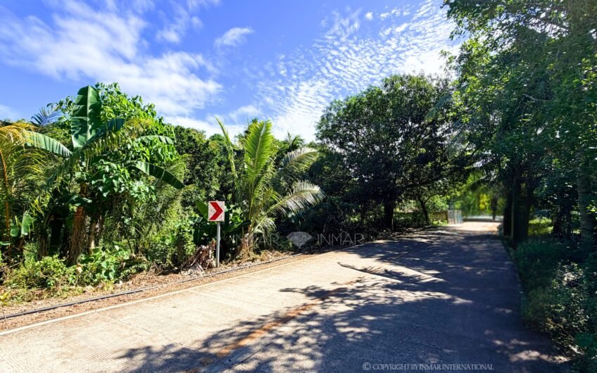 RESIDENTIAL LOT NEAR WHITE SAND BEACH