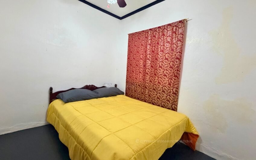 2-Bedroom House Near White Sand Beach