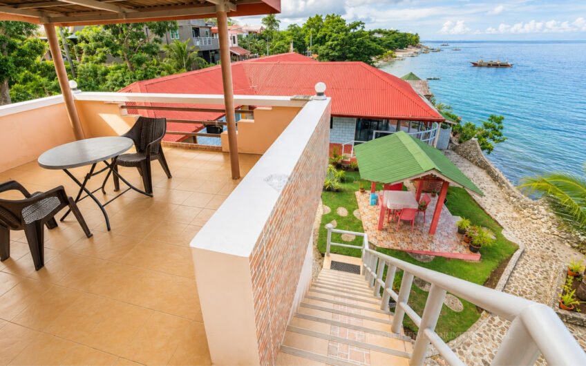 Ocean View Resort with 3 Apartments, 5 Guest Rooms & Pool