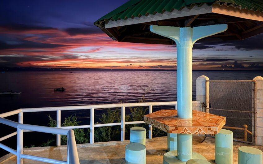Ocean View Resort with 3 Apartments, 5 Guest Rooms & Pool