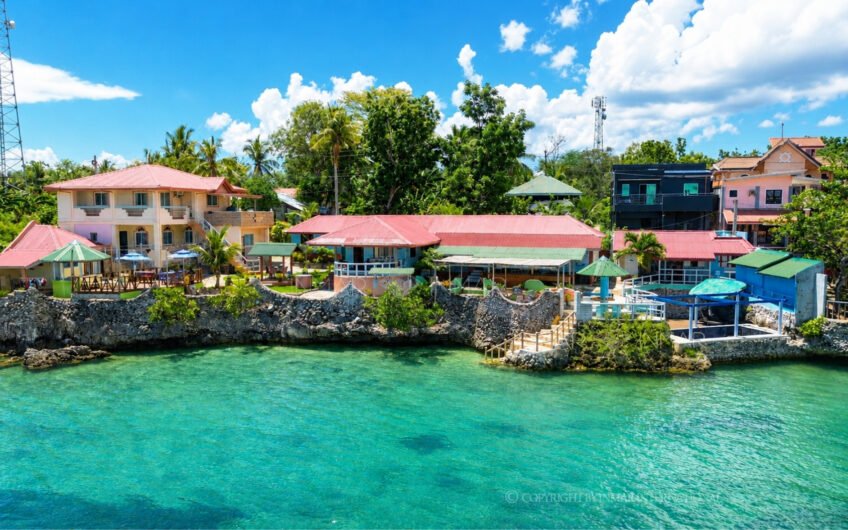 Ocean View Resort with 3 Apartments, 5 Guest Rooms & Pool