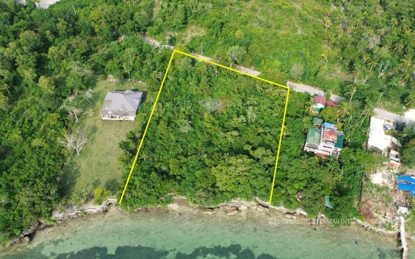 Wide Beach Cliff Lot Along The Road